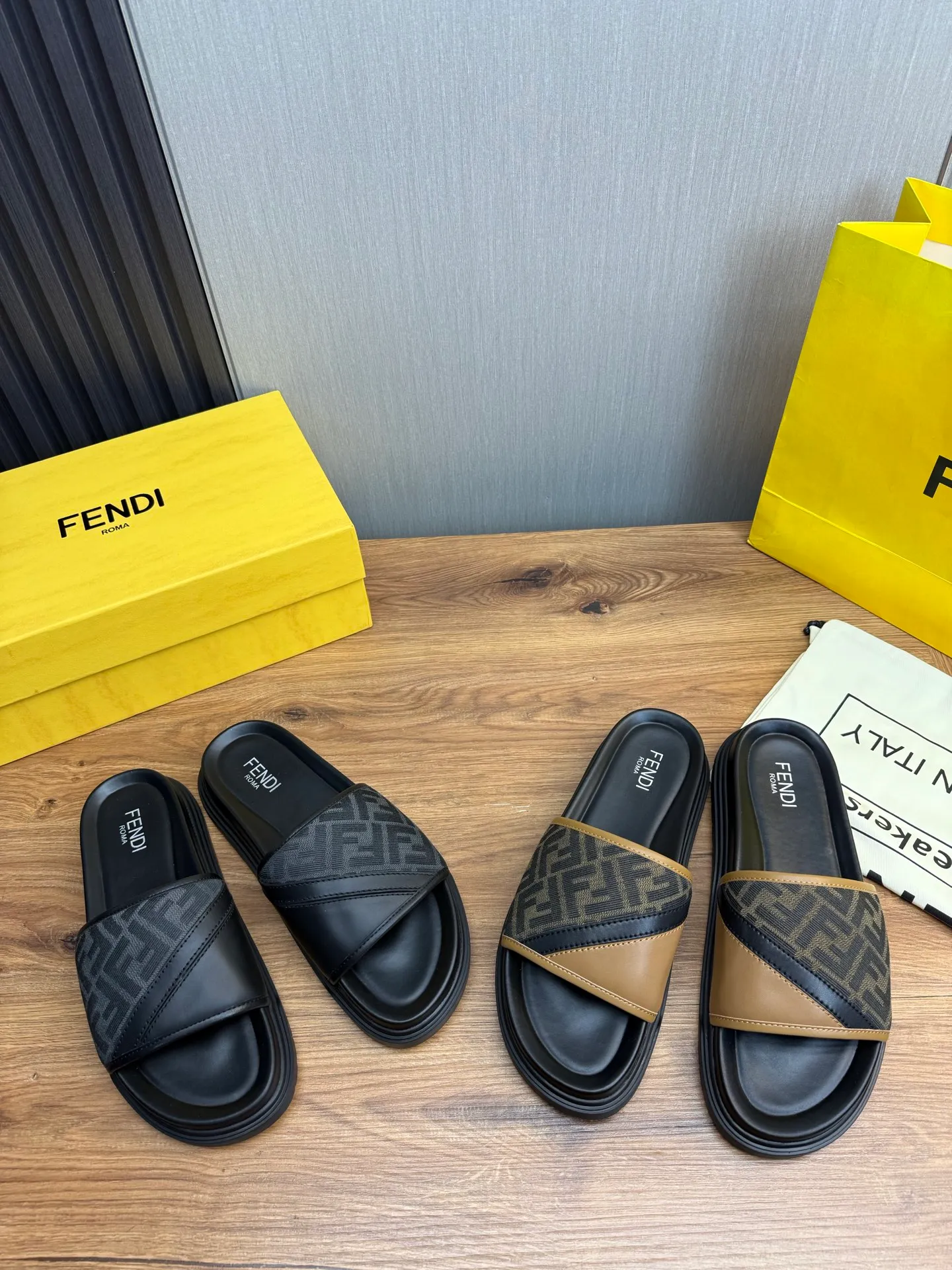 Men's shoes 💰400💰 Fendi men's slippers, made one to one on the FENDI official website, sizes 38-45 45 46 🉑️Customized!
